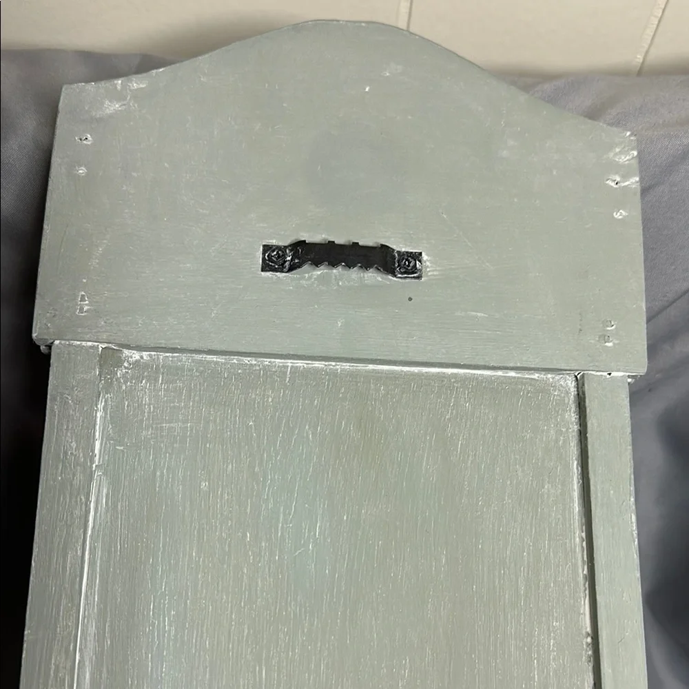 Vintage-Inspired light mint Green and Pink Wall Organizer